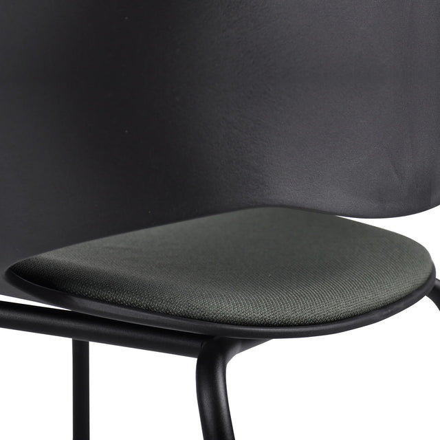 Falk Chair