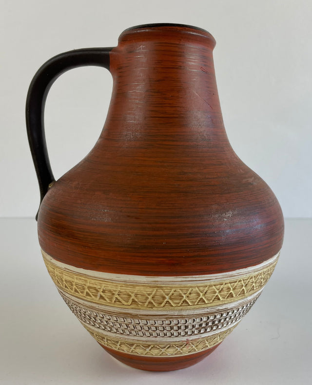Dumler and Breiden Terra Series Vase Model No. 313-20 Sgraffito