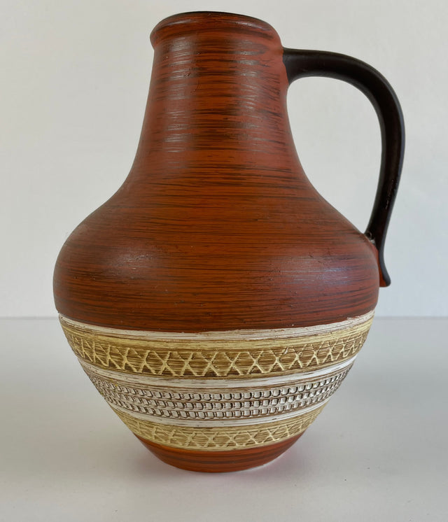 Dumler and Breiden Terra Series Vase Model No. 313-20 Sgraffito