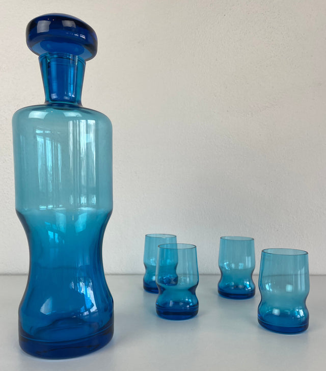 Krosno Vodka Decanter in Azure Blue with 4 Matching Shot Glasses